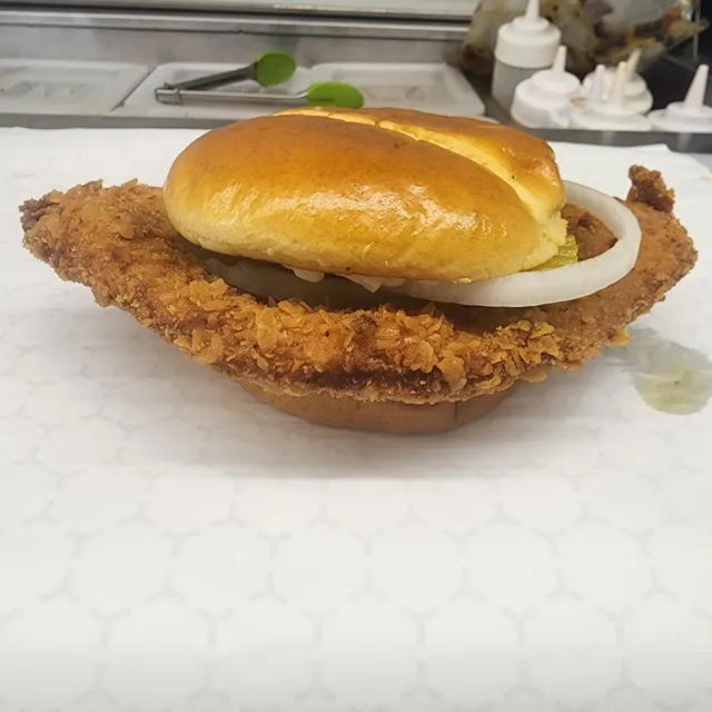 Brandon's Burgers, Chicken & More