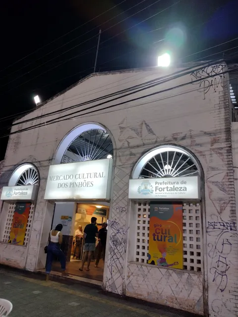 Aloha Hostel - Mercado dos Pinhões