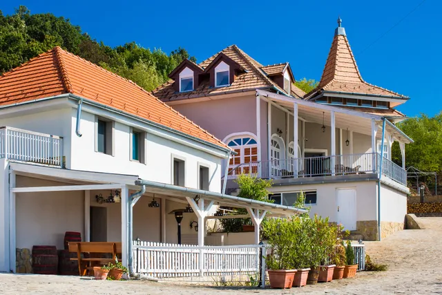 Fogadó a Két Tölgyfához