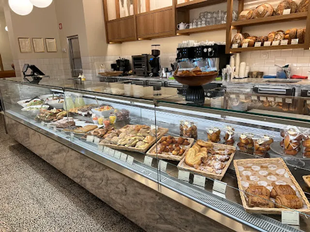 Maison Luce Avenida - Coffee & Brunch