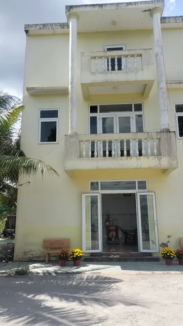 Nhà Nghỉ và Hồ Bơi Mai Lan Cần Thơ