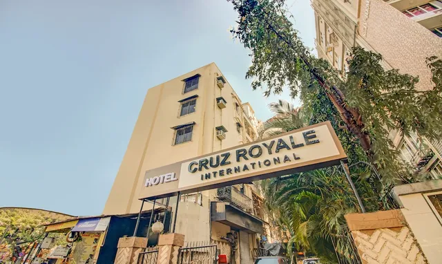 Cruz Royale Santacruz West