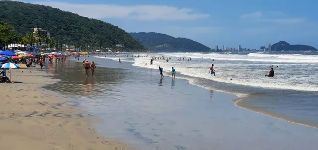 Praia De Guaratuba