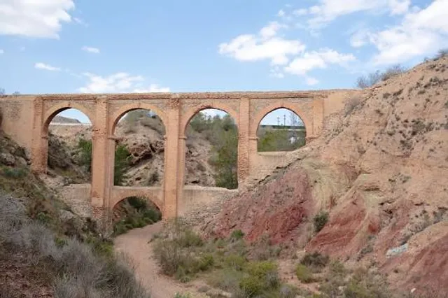 Puente de los 5 Ojos