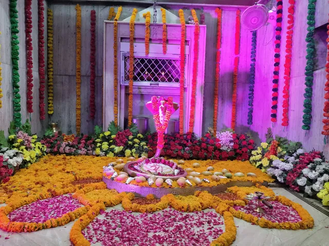 Vankhandeshwar Mandir