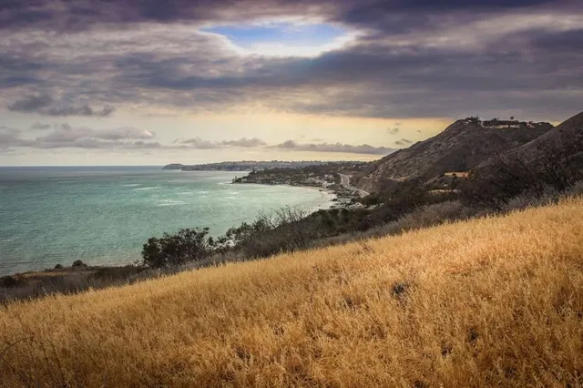 Sara Wan Trailhead at Corral Canyon