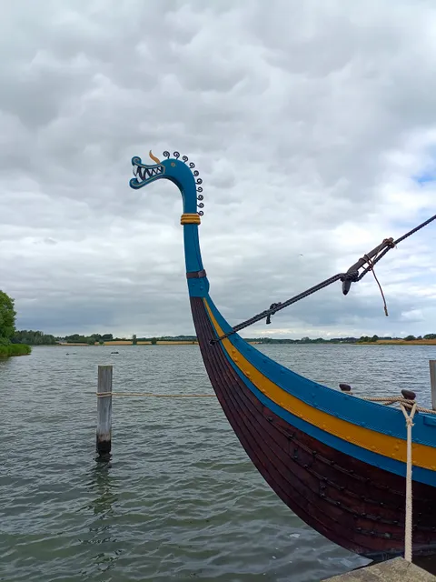 der Wiederaufbau des Ladby-Schiffes