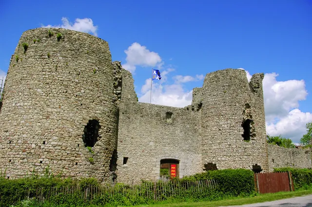 Château de Lastours, Vins et Resort d'exception
