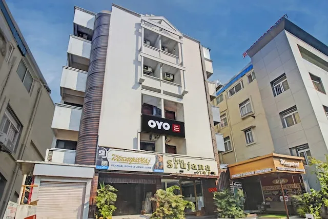 OYO Hotel Srujana Stay Inn