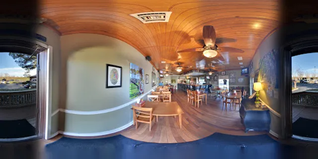 Maghees Grill On the Hill