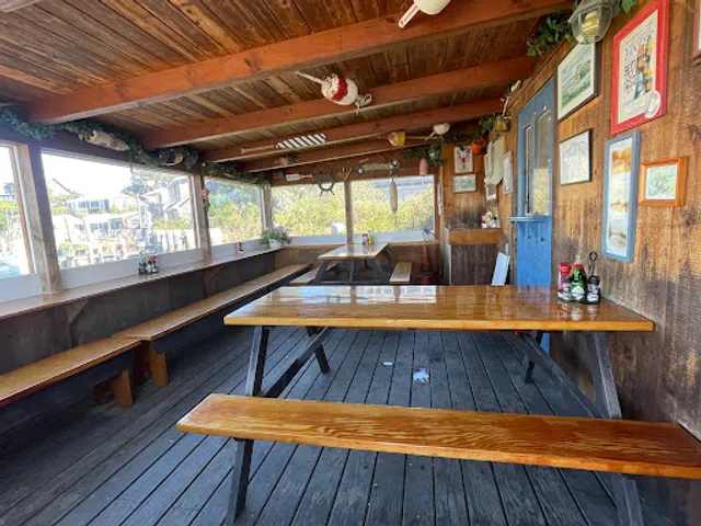 Menemsha Galley