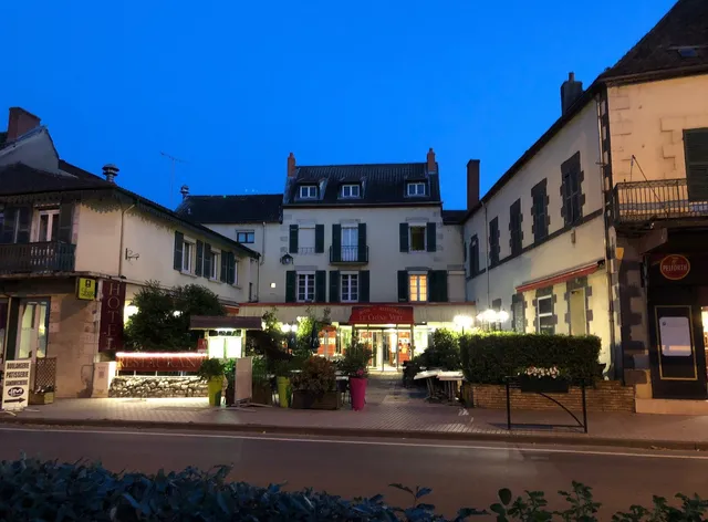 Logis Hôtel le Chêne Vert