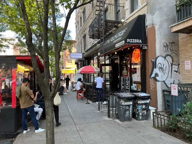 L'Industrie Pizzeria