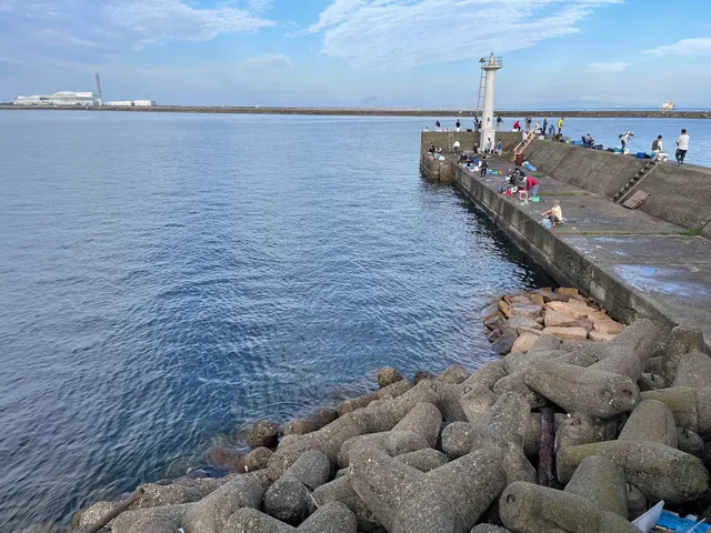 Tadaoka white Lighthouse