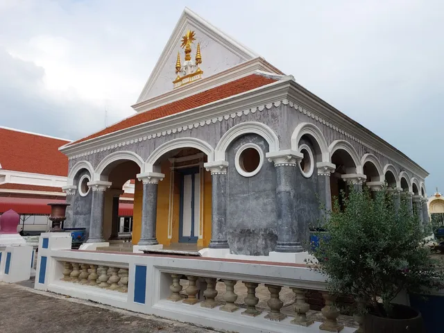 Wat Sri Suriyawongsaram