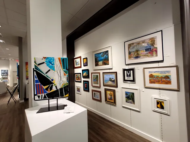 COCO Art Gallery Naples