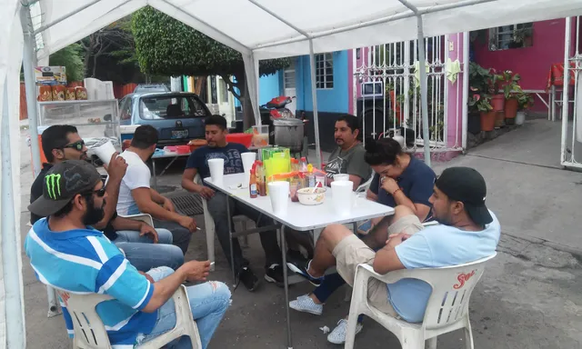 Tortas Ahogadas Del Viejón y la muñeca