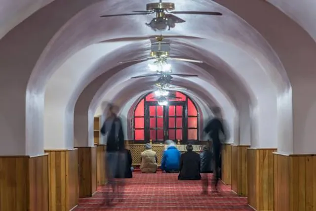 Yeraltı Mosque