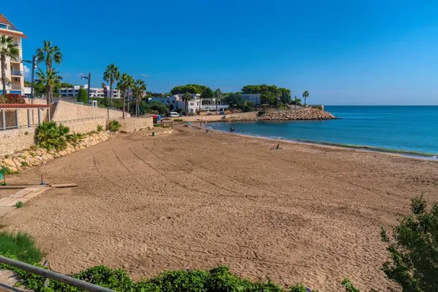 Platja de les Avellanes