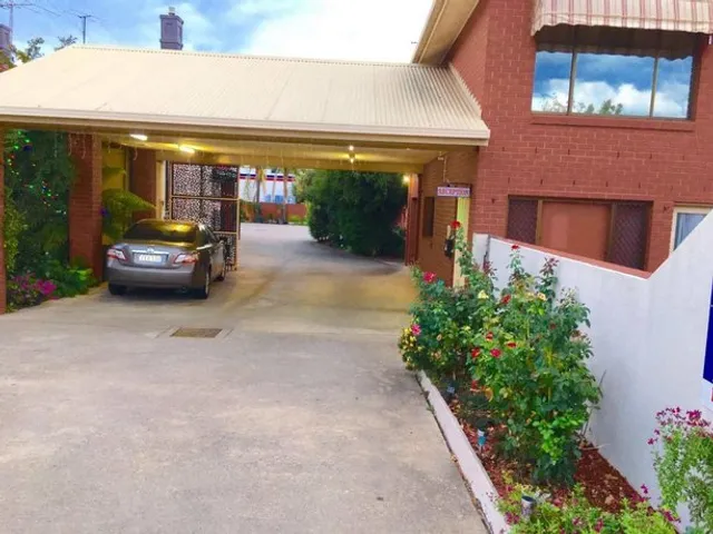 Albury Central Motel