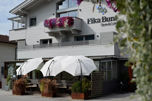 Fika Bunt Store & Cafe