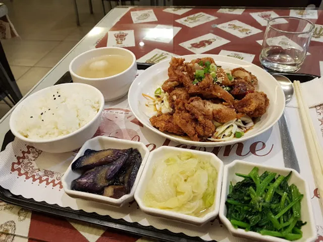 A quarter of composite meals