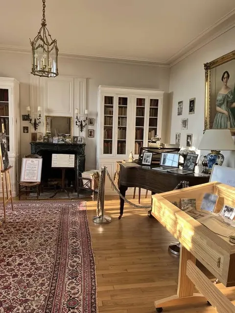 Le Grand Coteau | Demeure Francis Poulenc