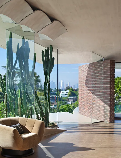 Lautner's 'Silvertop' Reiner-Burchill Residence