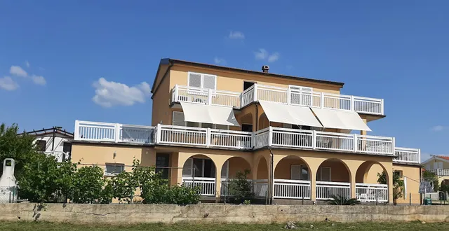 Apartmani Starčević