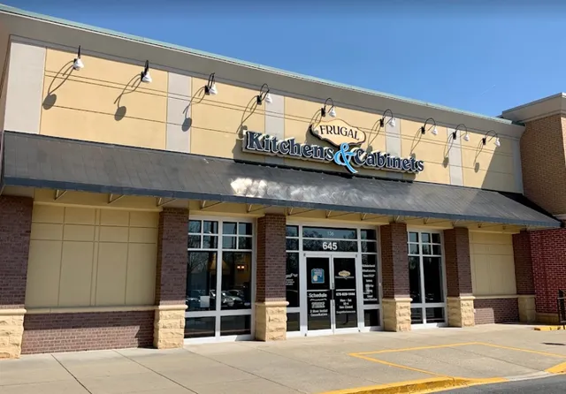 Frugal Kitchens & Cabinets