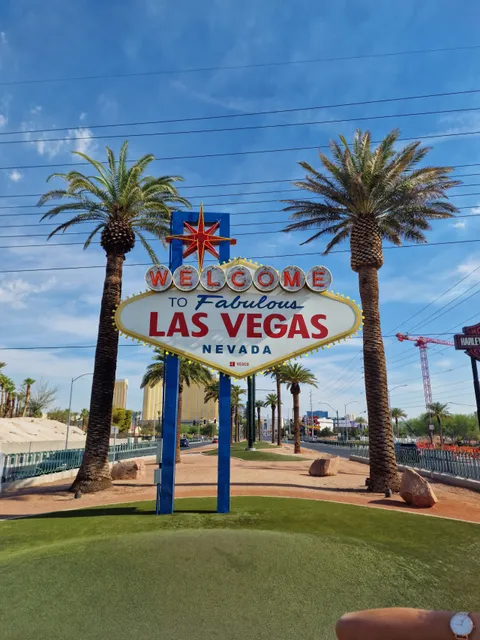 Welcome to Fabulous Las Vegas Sign