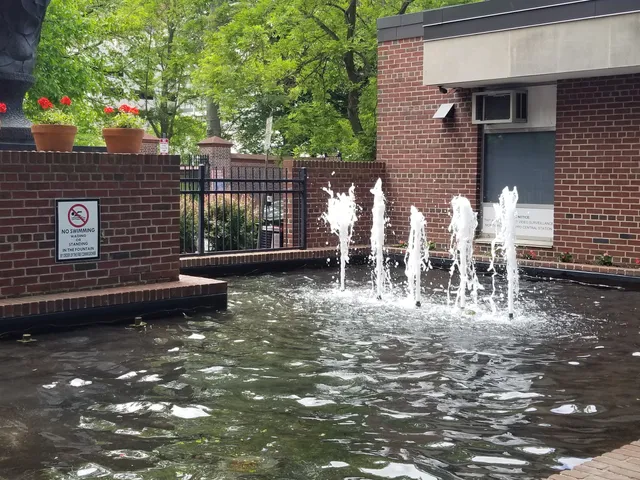 Girard Fountain Park