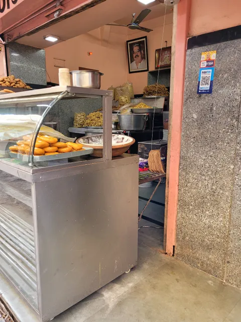 Puran Ji Kachori Wala
