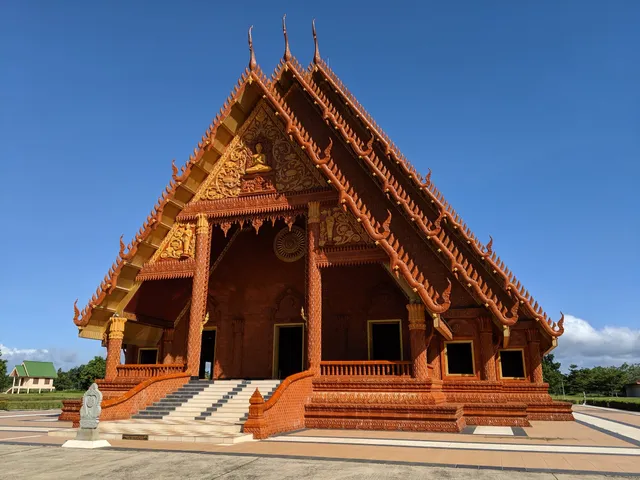 Wat Pa Sawang Wirawong