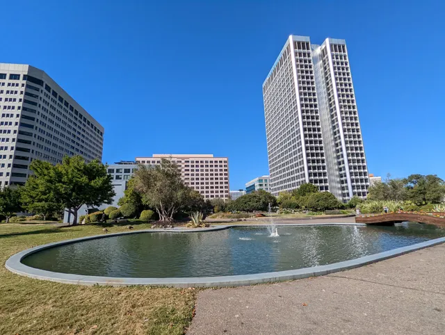 Kaiser Rooftop Garden