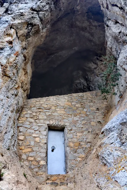 Grotte de la Crouzade