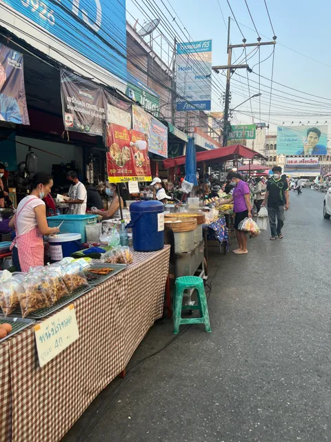 Kad Luang Chiang Rai Market