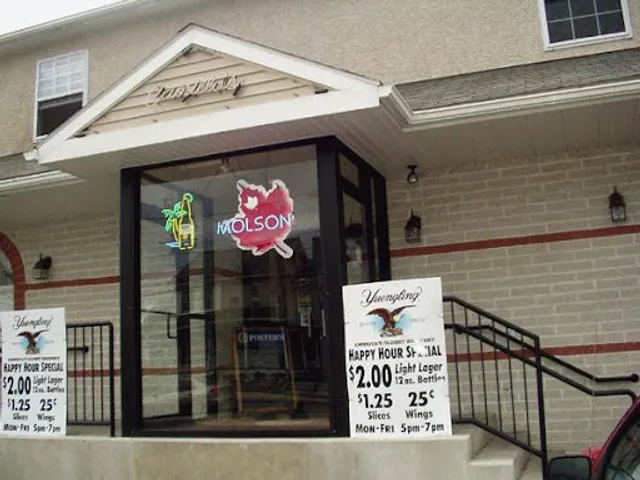 Camillos Italian Restaurant, Pizzeria & Bar