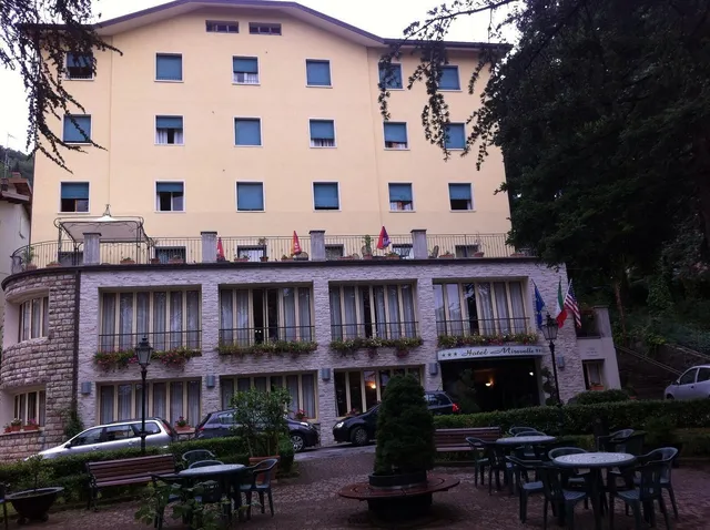 Hotel Miravalle 2000