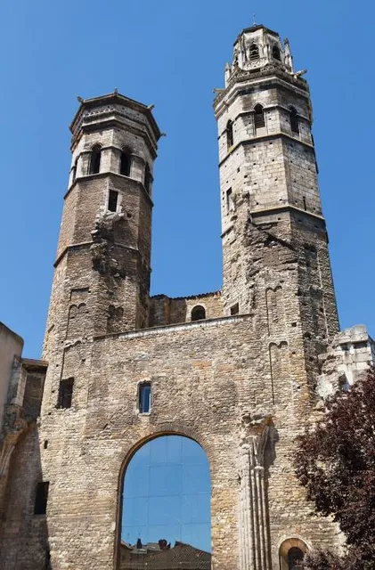 Musées Municipaux (ancienne Cathédrale Saint-Vincent)