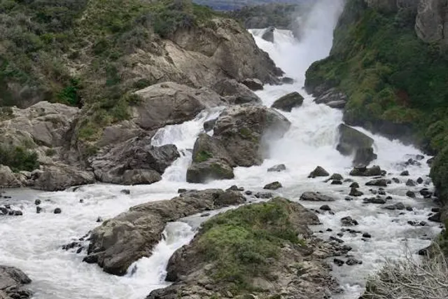 Salto del Río Ibáñez