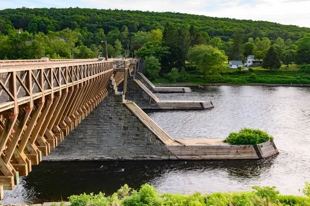Roebling’s Delaware Aqueduct