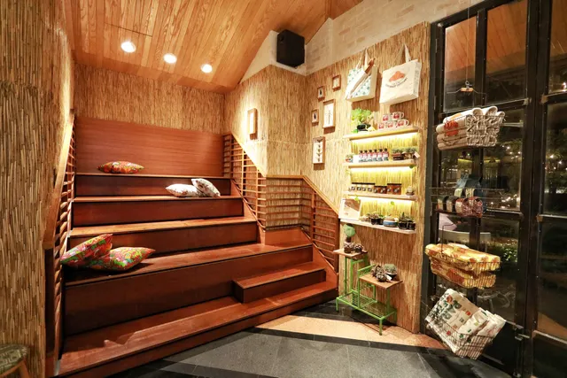 Tiong Bahru Bakery - Safari