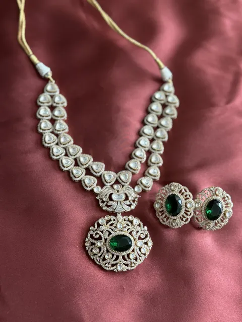 Infinity fashion couture