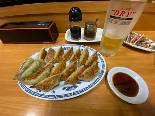 ギョーザ専門店 黒兵衛 都農