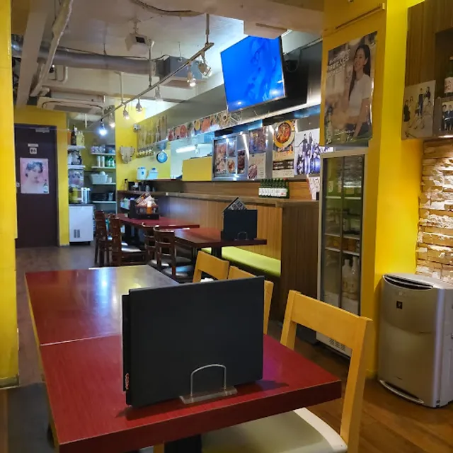 韓国焼肉居酒屋 豚ブザ赤羽店