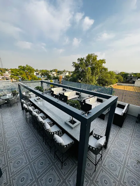 Candle Light || Best Restaurant, Veg Restaurants, Family Restaurants