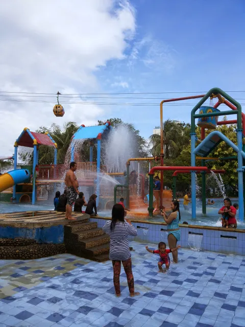 Atlantis Water Adventures Ancol