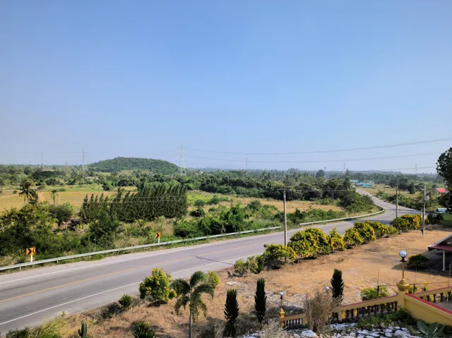 Wat Khao Nok Krachip