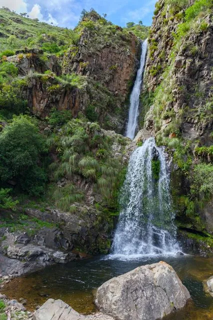 Plaza Luis De Fuentes and Vargas